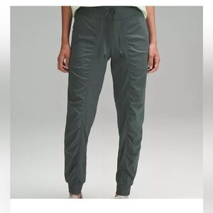 Lululemon Dance Studio Mid-Rise Jogger *Full Length
Dark Forest size 10